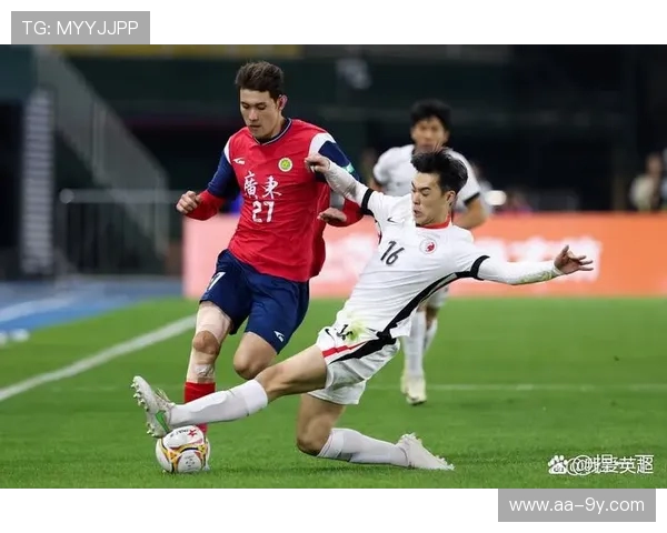 重庆足球对阵香港足球激战全程回顾 聚焦两地足球发展与未来对决